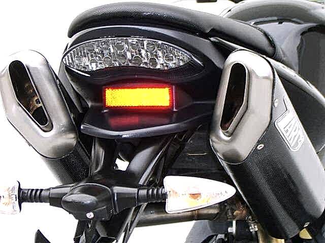 TRIUMPH STREET TRIPLE 675 EGZOZ | ''PENTA'' SLIP-ONS (07-12)