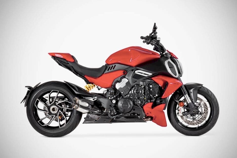 DUCATI DIAVEL V4 EGZOZ | ''PREDATOR'' SLIP-ON (23-24)