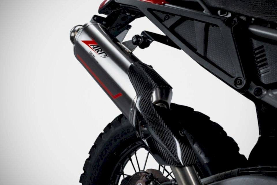 APRILLIA TUAREG 660 EGZOZ | ''SABBIA'' SLIP-ON (2025)