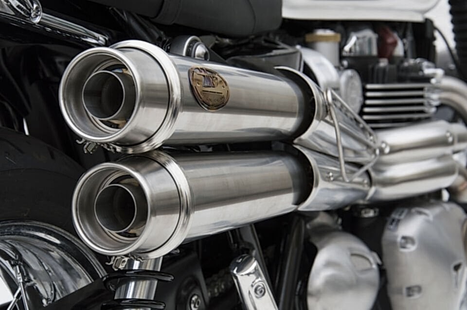 TRIUMPH BONNEVILLE T120 EGZOZ | FULL SİSTEM HIGH (21-23)